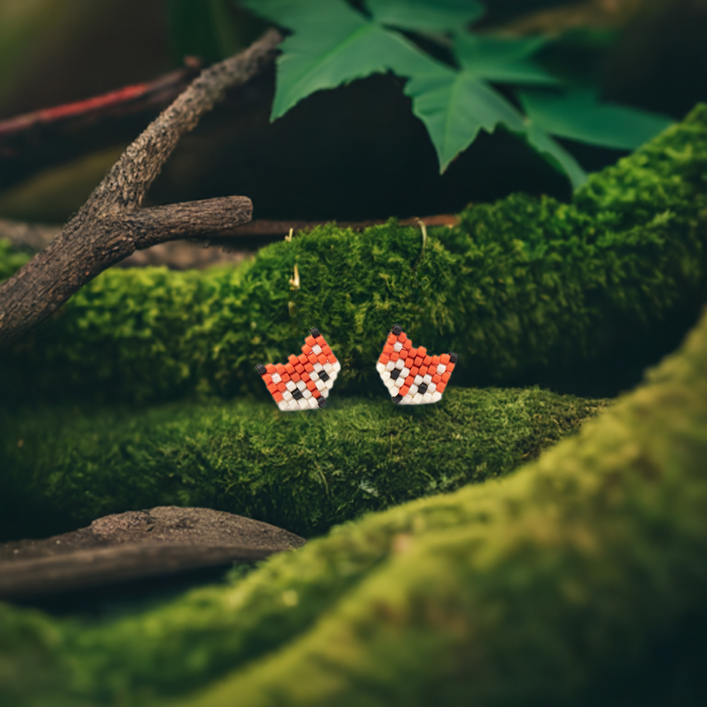 Tiny Beaded Fox Brooch Pin